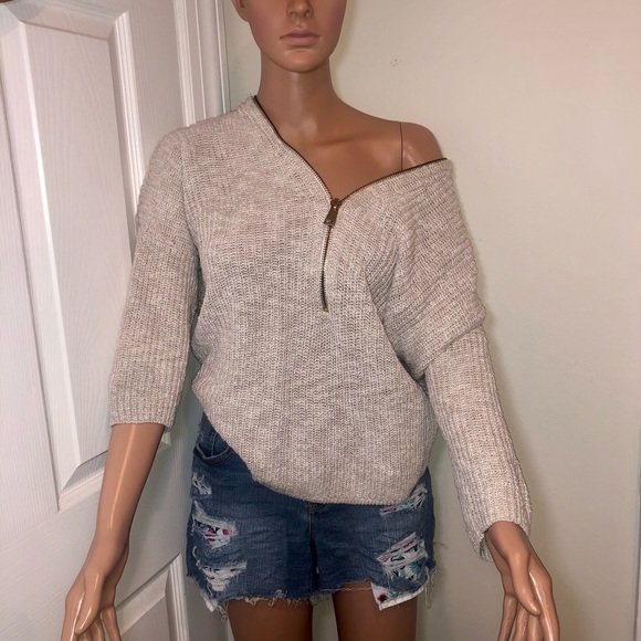 Knit sweater - Picture 6 of 6